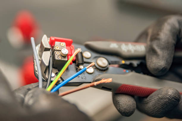 Best Affordable Electrician  in Wellston, OH